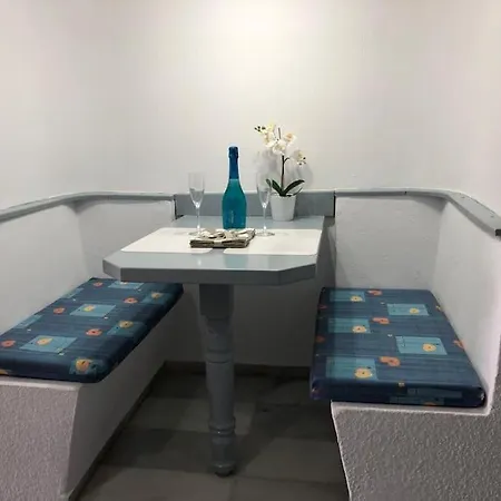 Club Atlantis 160 - Playa De Americas דירה