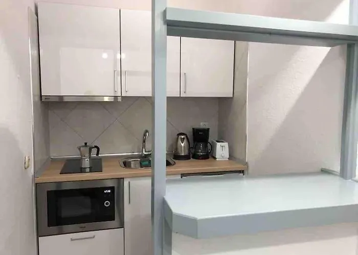 Club Atlantis 160 - Playa De Americas Апартаменти Адехе