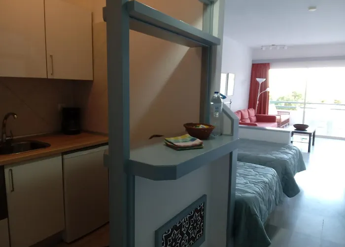 Club Atlantis 160 - Playa De Americas Адехе