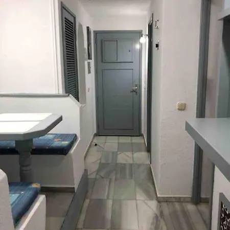 Club Atlantis 160 - Playa De Americas 아파트 아데제